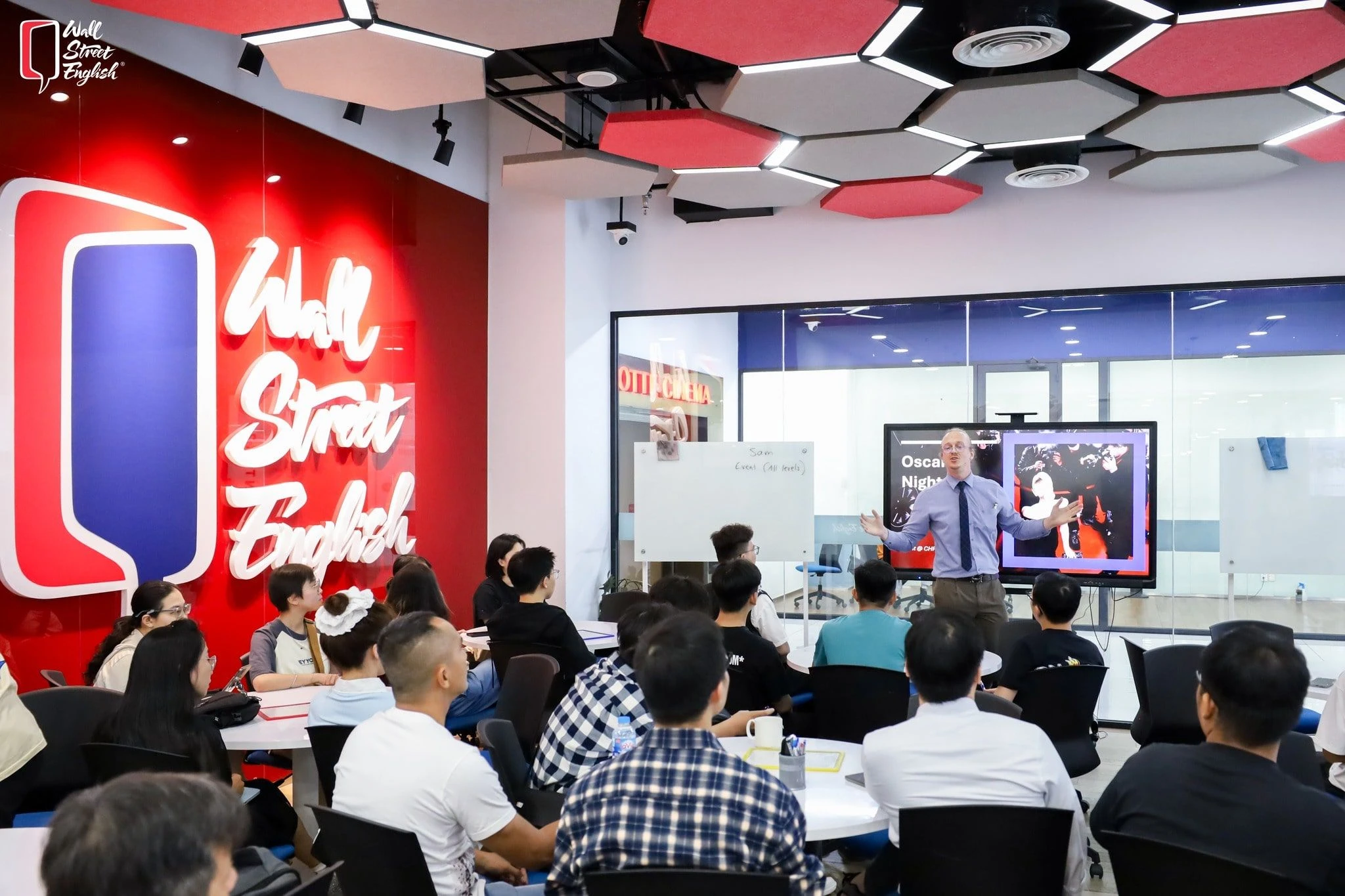 wall street english tiếng anh giao tiếp-min.jpg